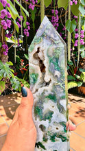Load image into Gallery viewer, Beautiful Moss Agate tower