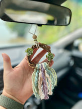 Load image into Gallery viewer, Succulent wreath car charm