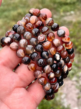 Load image into Gallery viewer, Banded agate bracelets 8mm
